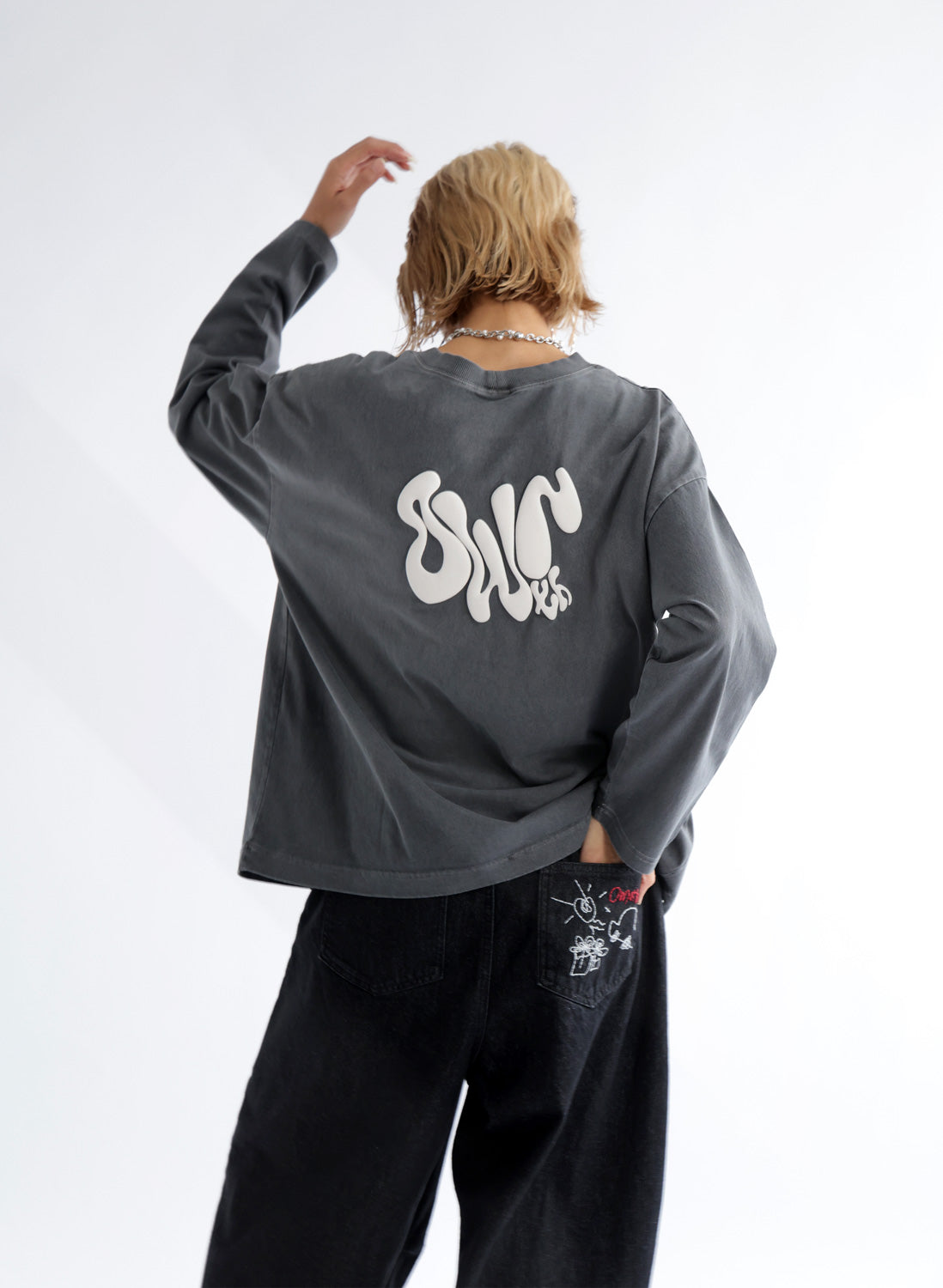OWNth(オンス) バック刺繍デニムバルーンパンツ きれいめ ユニセックス ブラック 黒
