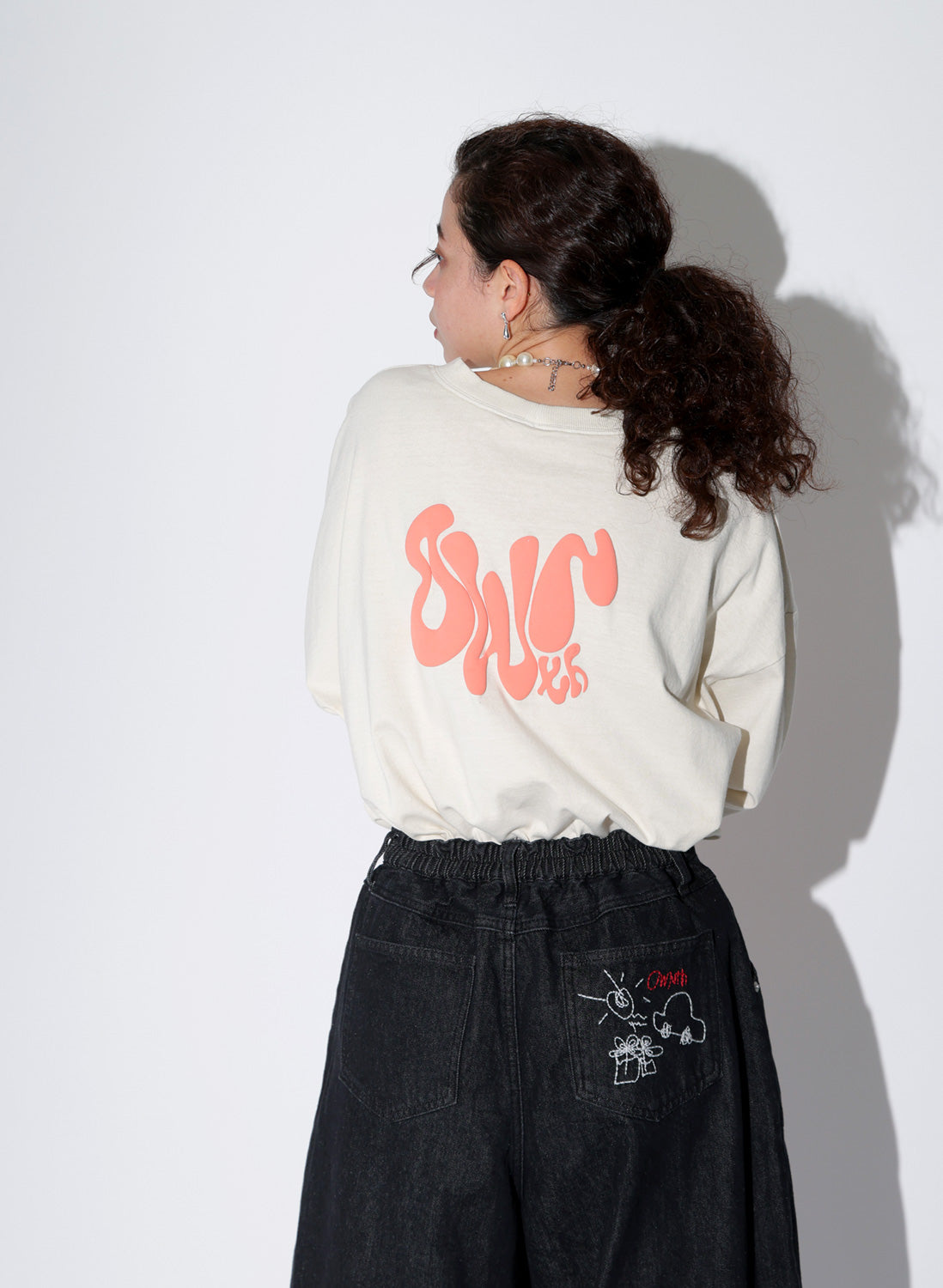 OWNth(オンス) バック刺繍デニムバルーンパンツ きれいめ ユニセックス ブラック 黒