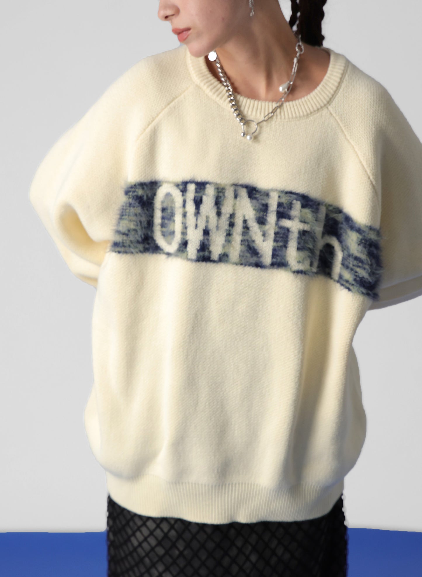 OWNth(オンス) OWNthファーロゴニット きれいめ ユニセックス アイボリー