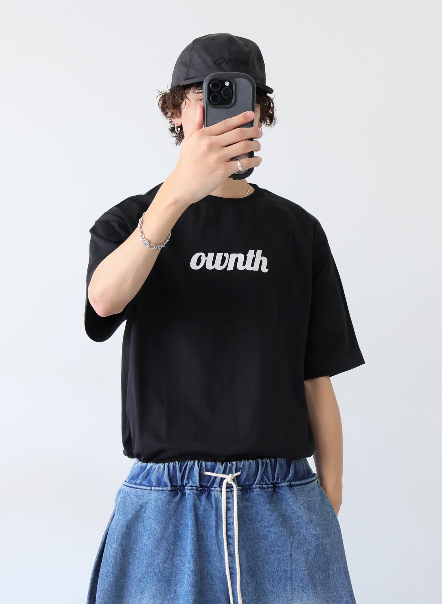 OWNth(オンス) フェルトロゴ刺繍Tシャツ きれいめ ユニセックス ブラック 黒