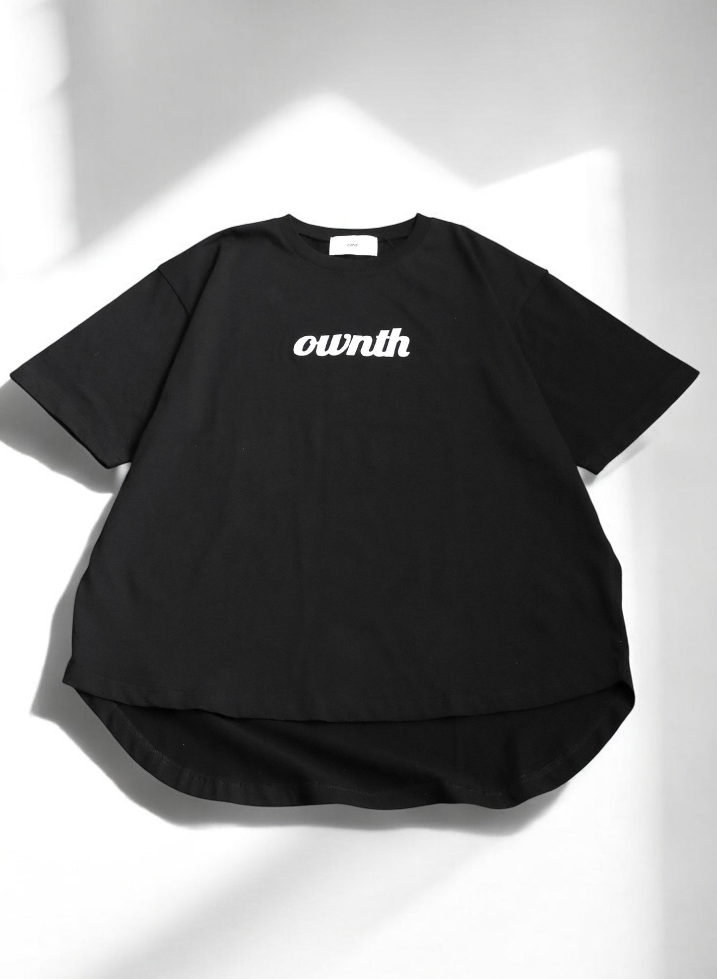 OWNth(オンス) フェルトロゴ刺繍Tシャツ きれいめ ユニセックス ブラック 黒