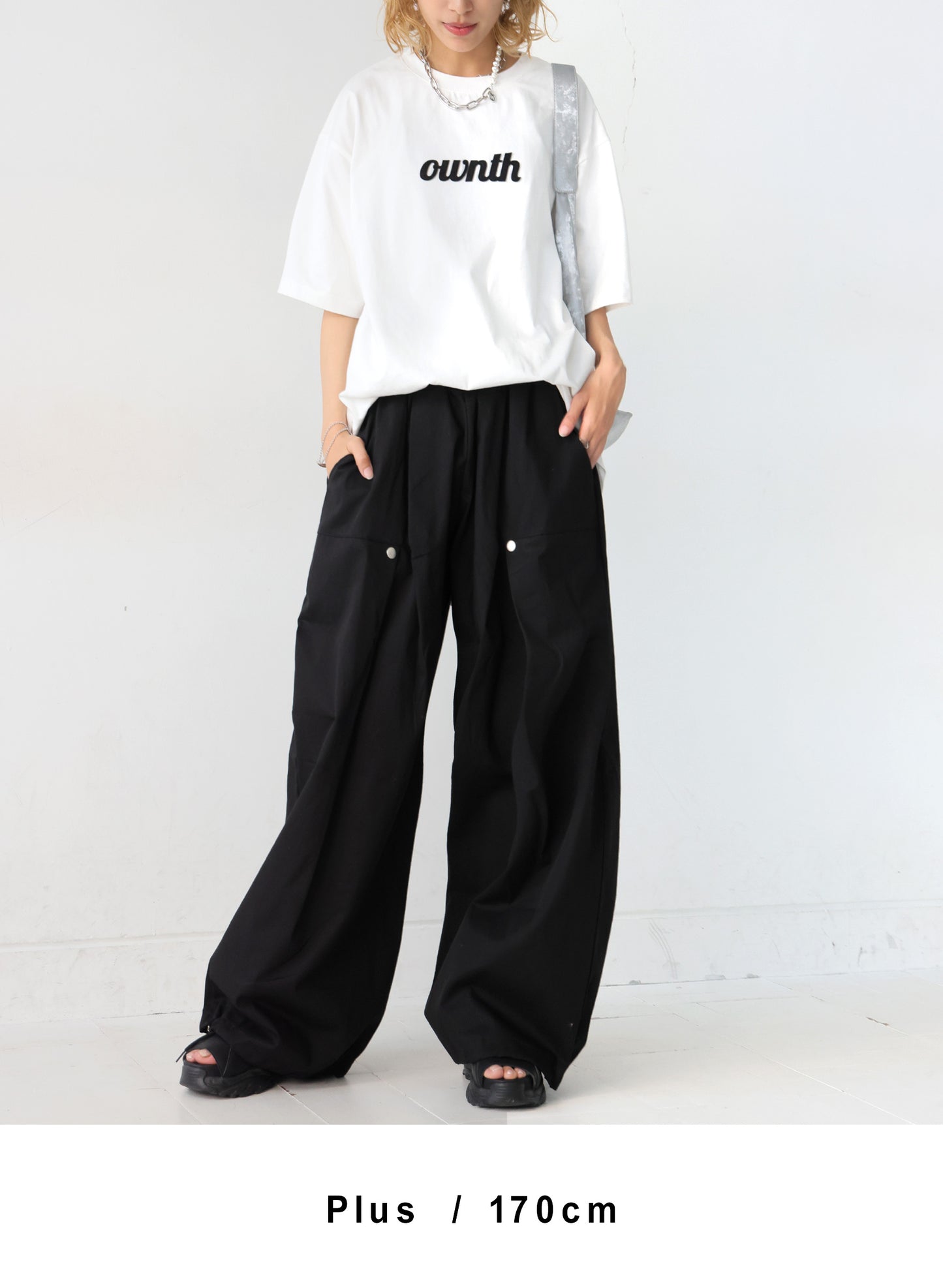 OWNth(オンス) フェルトロゴ刺繍Tシャツ きれいめ ユニセックス ホワイト 白