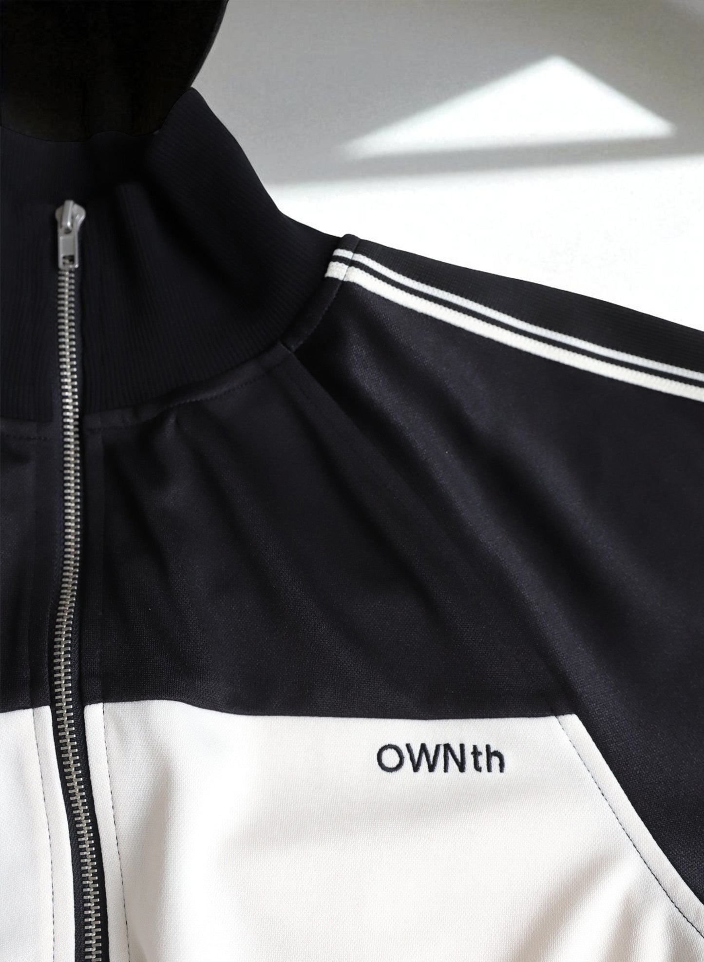 OWNth(オンス) ドロストギャザーデザインジップラインワンピース きれいめ レディース 黒 ブラック