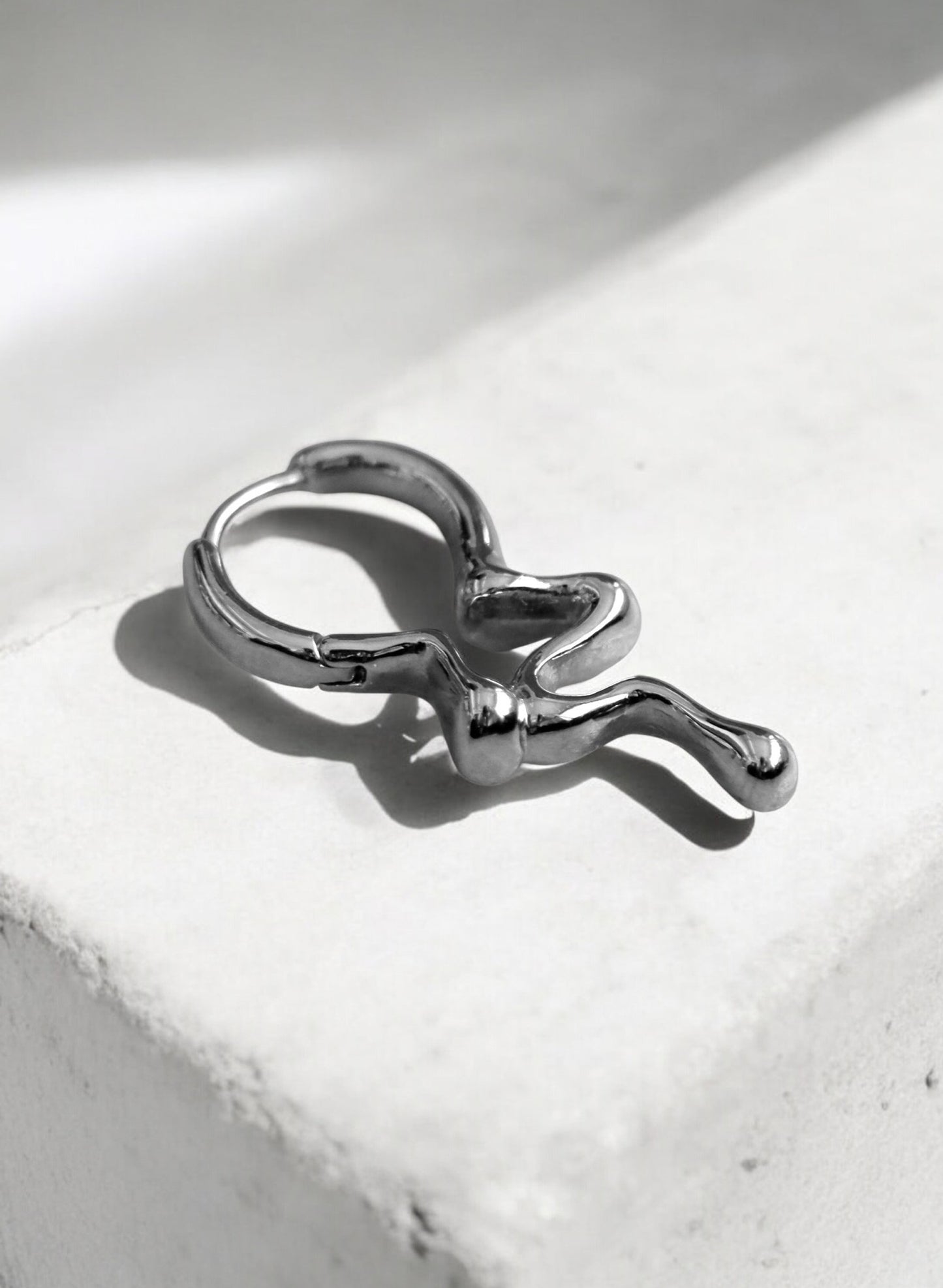 OWNth(オンス) ドロップラインピアス きれいめ レディース silver シルバー