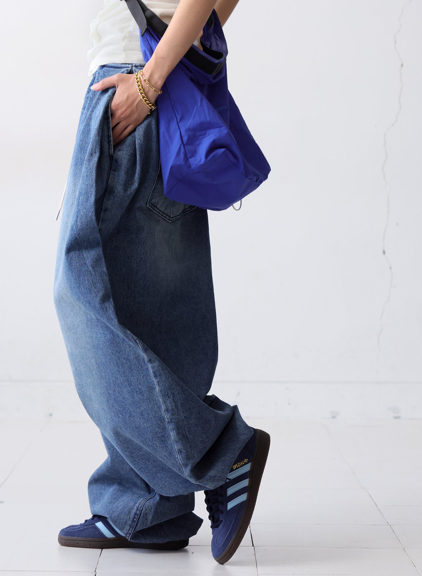 OWNth(オンス) 裾ドロストデザインデニムバルーンパンツ きれいめ ユニセックス ブルー