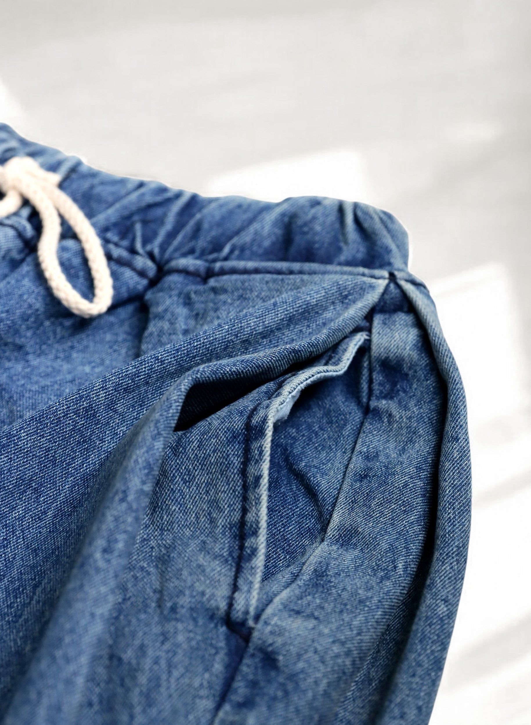 OWNth(オンス) 裾ドロストデザインデニムバルーンパンツ きれいめ ユニセックス ブルー