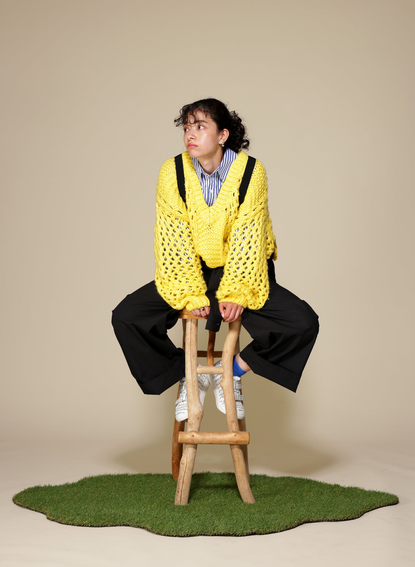 OWNth(オンス) ロービングヤーンメッシュVネックニット きれいめ レディース イエロー 黄色