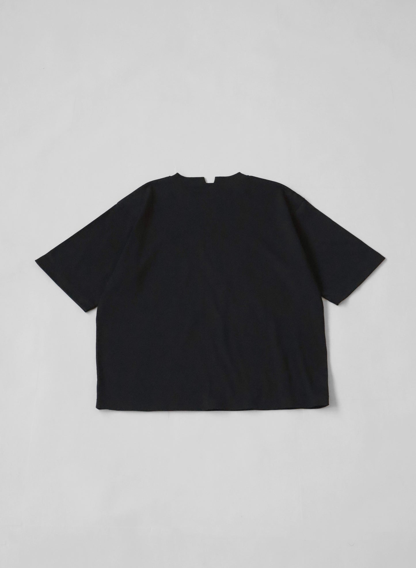 OWNth(オンス) パッチデザインロゴTシャツ きれいめ レディース　ブラック　黒
